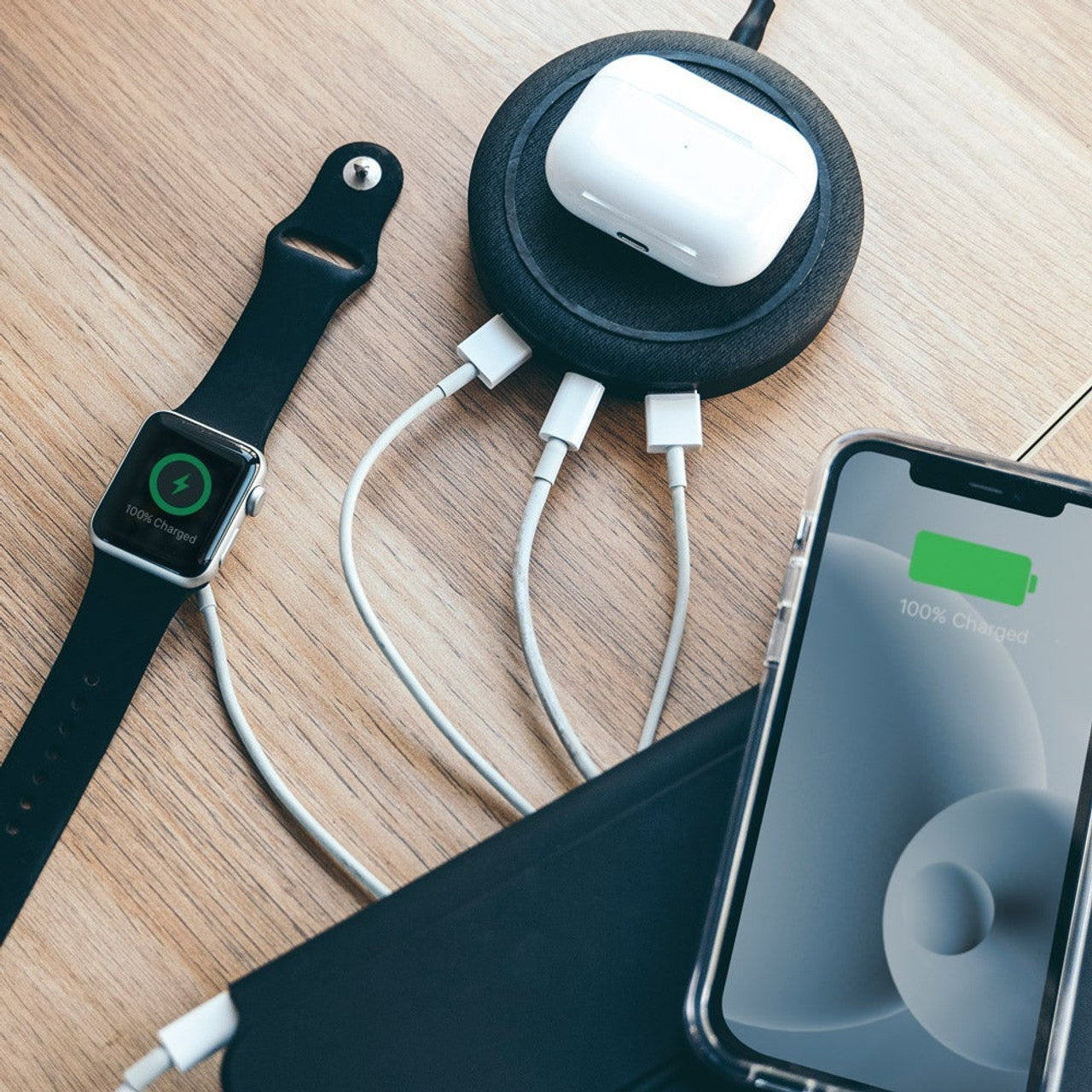 Mophie Hub de Charge sans fil 20W